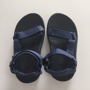 Boy’s Teva Sandals